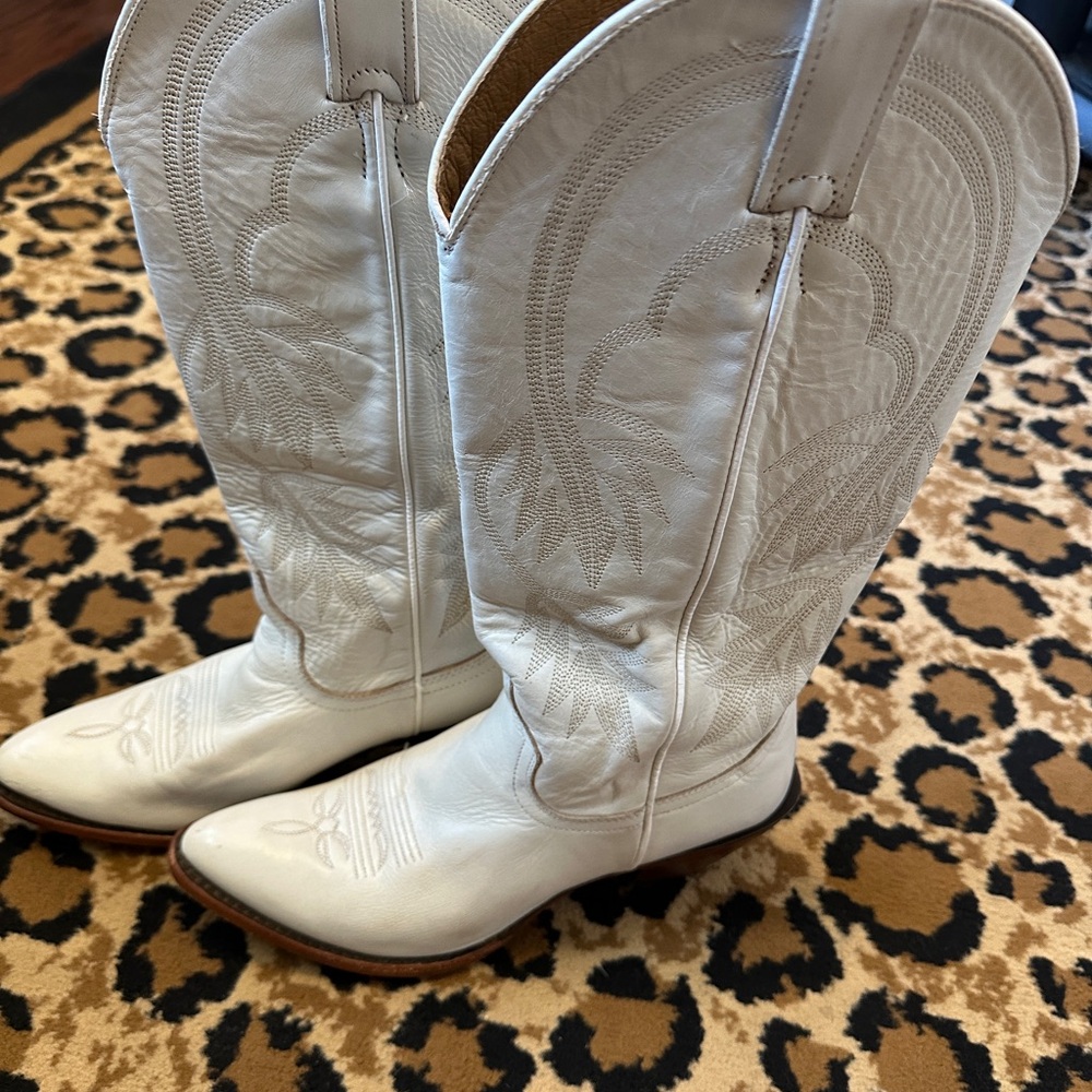 Idyllwind White Western Cowboy Boots